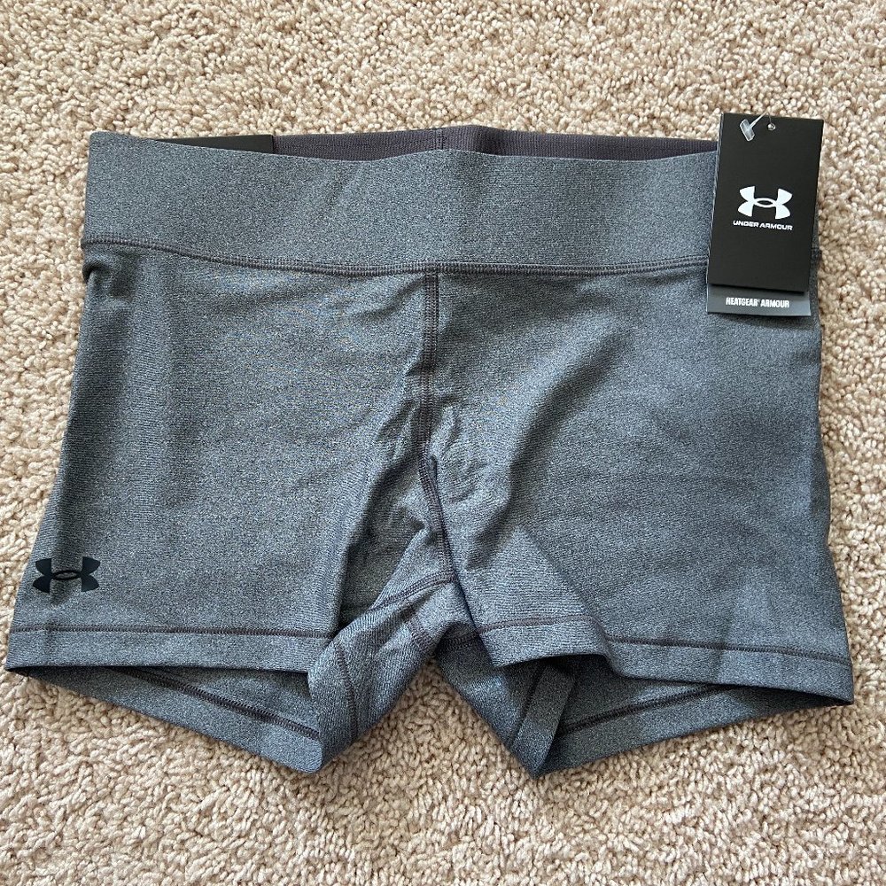 Under Armour HeatGear Mid-Rise Shorty women